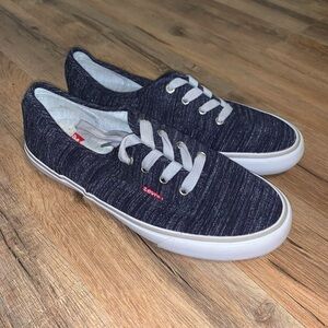 Levi's White and Blue Sneakers Classic Low-Top Style